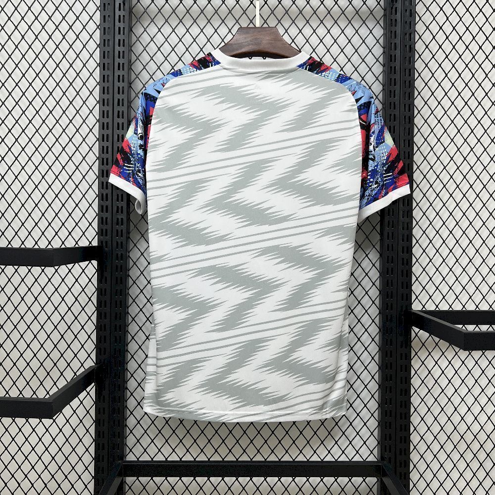 MAILLOT PRÉ-MATCH REAL MADRID 2025/2026