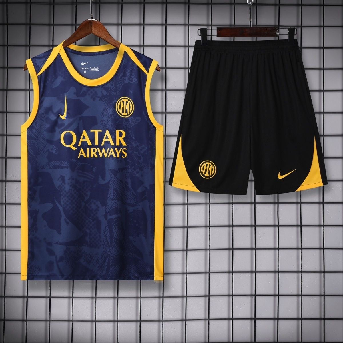 ENSEMBLE INTER MILAN SANS MANCHE 2025/2026